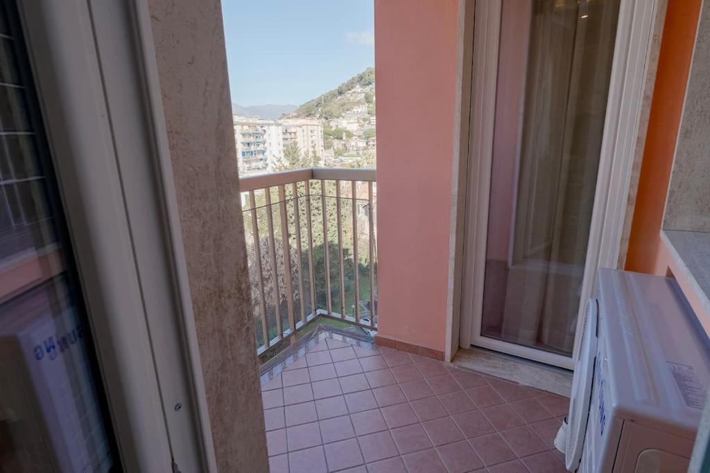 Artpartment - 2 Camere - Wifi - Garage Vallecrosia Exterior foto